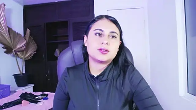 Snapshot of AbbyTaylorr chatting on March 13, 2026, 12:37 am AbbyTaylorr online show from March 13, 2026, 12:37 am