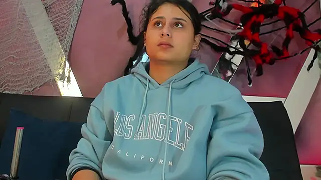 AbbyTaylorr online show from October 30, 2025, 3:16 am