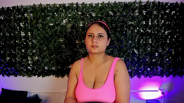 Snapshot of AbbyTaylorr chatting on March 8, 2026, 6:33 pm AbbyTaylorr online show from March 8, 2026, 6:33 pm