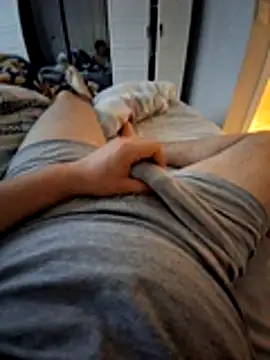 Snapshot of Titjober chatting on April 8, 2026, 4:03 am Titjober online show from April 8, 2026, 4:03 am