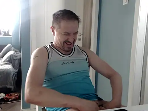 Snapshot of MisterFaithRO chatting on May 3, 2026, 10:31 am MisterFaithRO online show from May 3, 2026, 10:31 am
