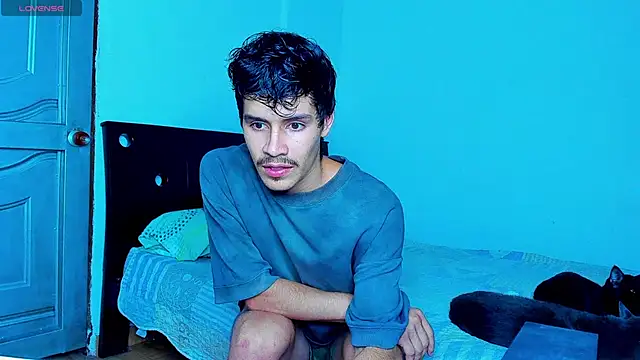 Dimitrixxx   online show from May 28, 2026, 1:57 am