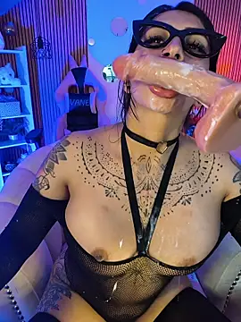 Tattooed spittingdoll online show from March 5, 2026, 11:54 pm