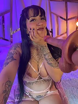 Snapshot of Tattooed_spittingdoll chatting on July 23, 2026, 10:49 pm Tattooed spittingdoll online show from July 23, 2026, 10:49 pm