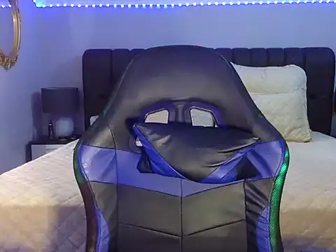 BOOTYBANGER24xx online show from September 9, 2025, 6:45 am