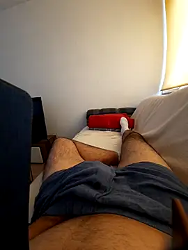 Snapshot of mogli444 chatting on September 27, 2025, 9:37 am mogli444 online show from September 27, 2025, 9:37 am