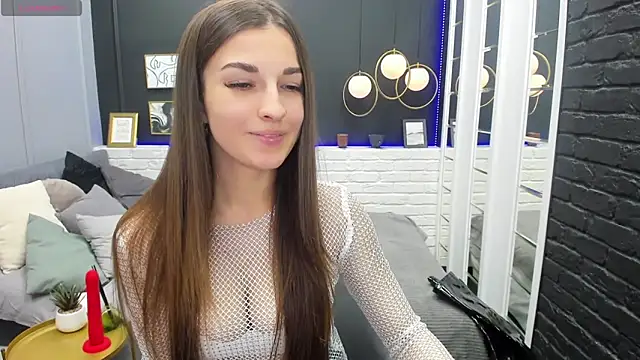 DianaMagestic online show from February 12, 2025, 1:37 pm