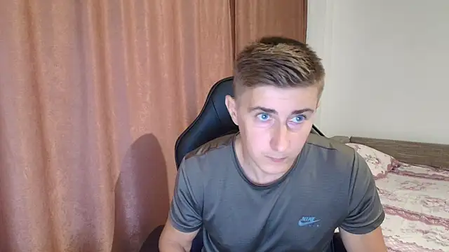 Todhorny9873 online show from February 17, 2025, 8:30 am