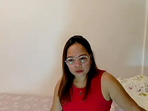 BURBERRY69 online show from May 6, 2026, 11:58 am