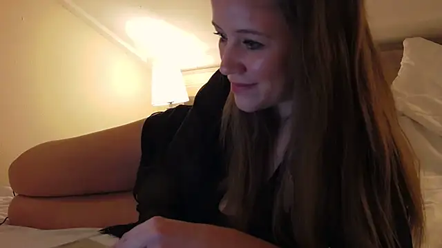 Neonstar online show from March 18, 2025, 11:11 am