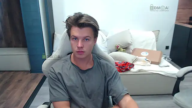 Sunny-Girl1 online show from October 2, 2025, 8:18 am