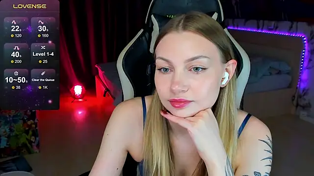 BiMolly online show from October 30, 2025, 12:20 am