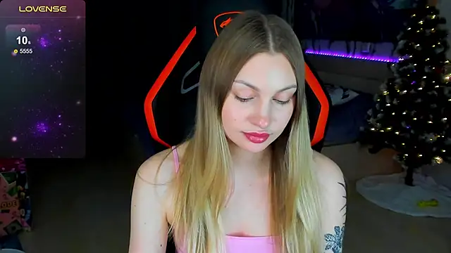 BiMolly online show from February 3, 2026, 11:32 pm