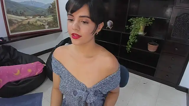 mia collins x online show from March 17, 2025, 2:45 pm