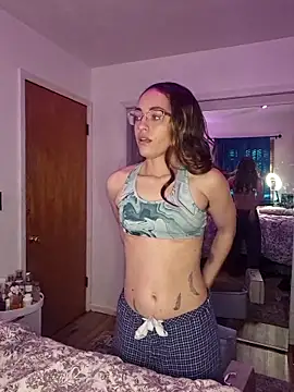 cassandracane online show from February 18, 2026, 2:24 pm