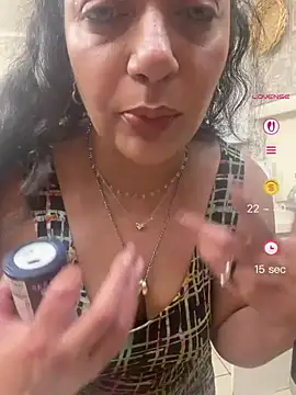 PichyPrettyPussy online show from July 4, 2026, 2:43 pm