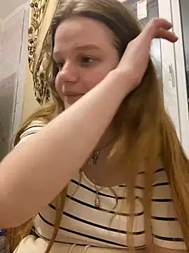 -MimmiLissa- online show from February 2, 2025, 9:23 pm