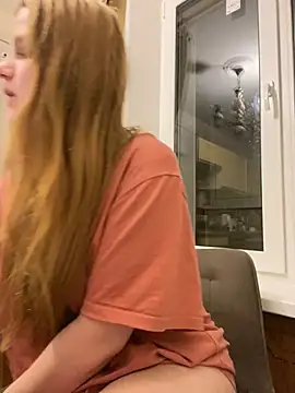 -MimmiLissa- online show from March 2, 2025, 9:30 pm