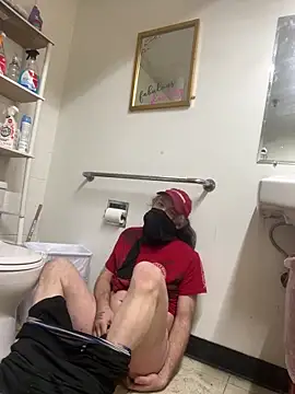 Snapshot of Valarie83 chatting on February 11, 2025, 12:47 pm Valarie83 online show from February 11, 2025, 12:47 pm