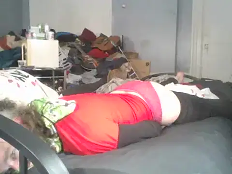 Snapshot of Valarie83 chatting on February 16, 2025, 3:26 am Valarie83 online show from February 16, 2025, 3:26 am