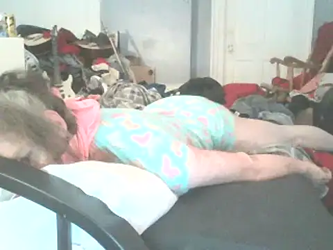 Snapshot of Valarie83 chatting on February 9, 2025, 7:19 pm Valarie83 online show from February 9, 2025, 7:19 pm