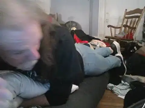 Snapshot of Valarie83 chatting on February 24, 2025, 1:57 am Valarie83 online show from February 24, 2025, 1:57 am