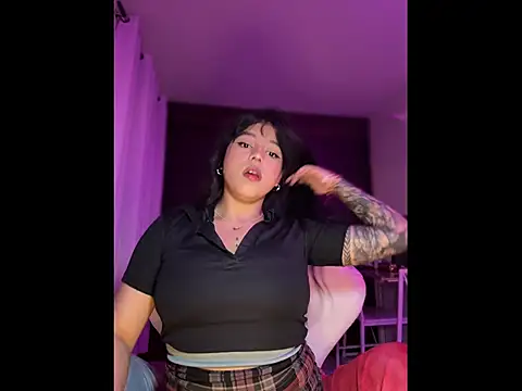 Naiara sex online show from November 10, 2025, 5:34 am