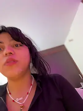 Naiara sex online show from November 26, 2025, 12:27 pm