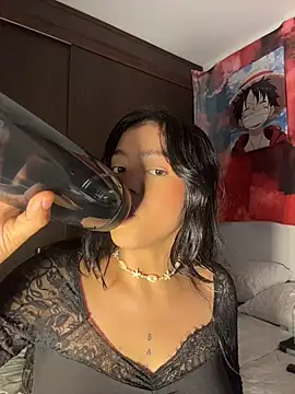 Naiara sex online show from July 4, 2026, 7:37 am