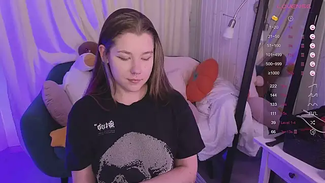 Mira Falls online show from May 27, 2026, 1:57 am