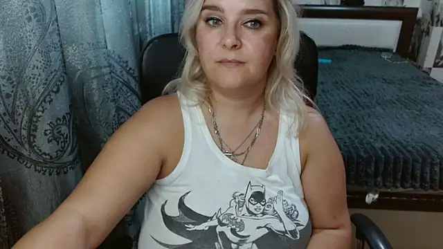 Snapshot of Boolochka chatting on July 23, 2026, 12:57 pm Boolochka online show from July 23, 2026, 12:57 pm