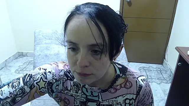 antara hotgirl online show from June 9, 2026, 9:27 pm