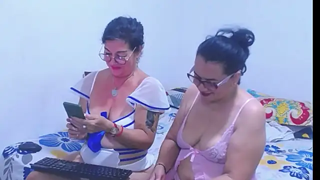 sexycristina 2 online show from July 16, 2026, 3:09 pm