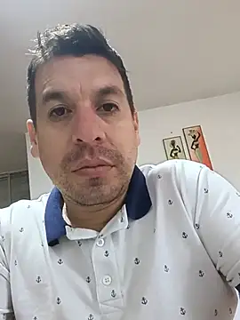 Nano198301 online show from August 6, 2026, 4:13 pm