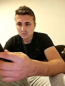 Snapshot of MrNoBoDy000 chatting on November 14, 2025, 6:39 am MrNoBoDy000 online show from November 14, 2025, 6:39 am