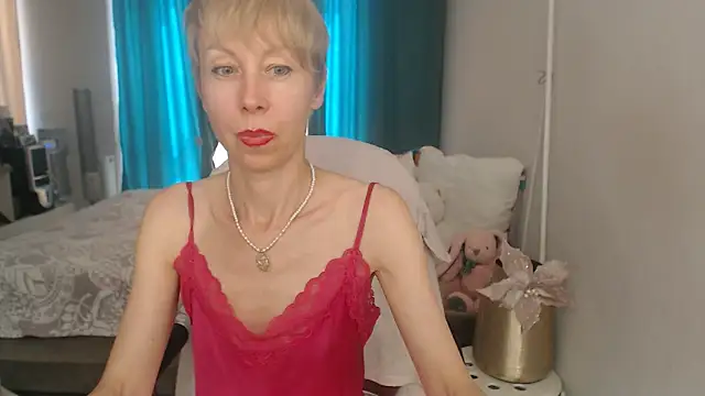 LuxuryNika online show from June 28, 2026, 9:37 am