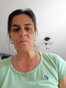 IsabelleCraft online show from October 13, 2025, 9:44 am