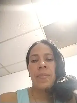 Bootycallhot online show from July 9, 2026, 2:56 am
