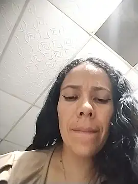 Bootycallhot online show from July 24, 2026, 2:51 am