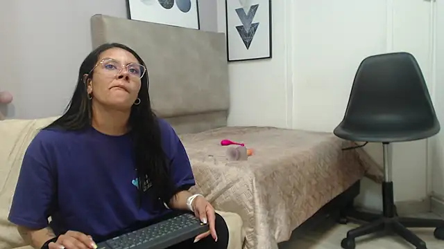 valevicious online show from February 26, 2025, 2:38 pm