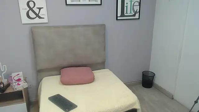 valevicious online show from September 15, 2025, 6:52 pm