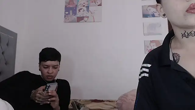 dulce maria x online show from September 14, 2025, 5:24 pm