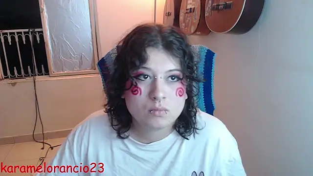 Smoke trip Alicia online show from September 18, 2025, 4:48 am