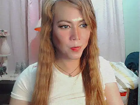 Snapshot of shanecummer chatting on February 14, 2026, 1:44 pm shanecummer online show from February 14, 2026, 1:44 pm