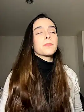 swrennn19 online show from September 12, 2025, 7:13 pm