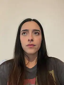 swrennn19 online show from April 18, 2026, 2:41 pm