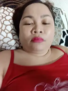 XXLorie 02 online show from June 23, 2026, 12:58 pm