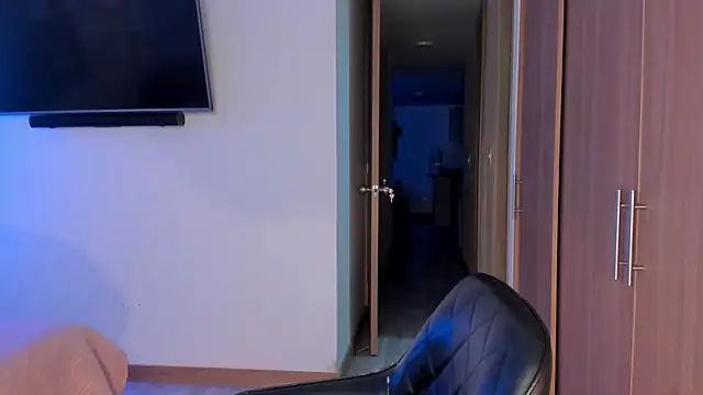Snapshot of AmyDavis_ chatting on August 4, 2026, 11:53 pm AmyDavis online show from August 4, 2026, 11:53 pm