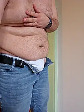 Andrew1900529 online show from February 25, 2025, 8:58 am