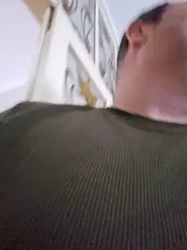 Andrew1900529 online show from October 6, 2025, 12:17 pm